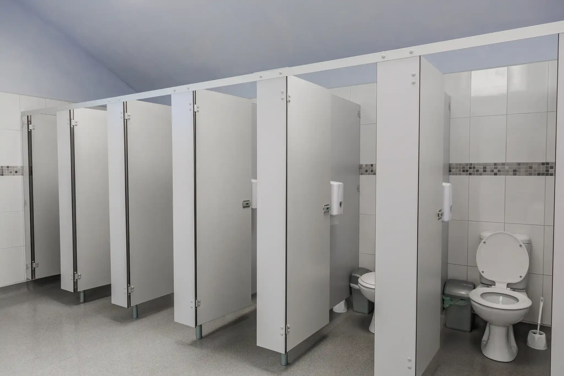 Bathrooms 2 1 scaled