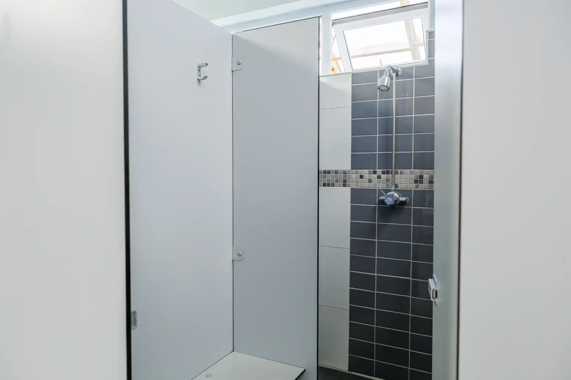 Bathrooms 7 scaled