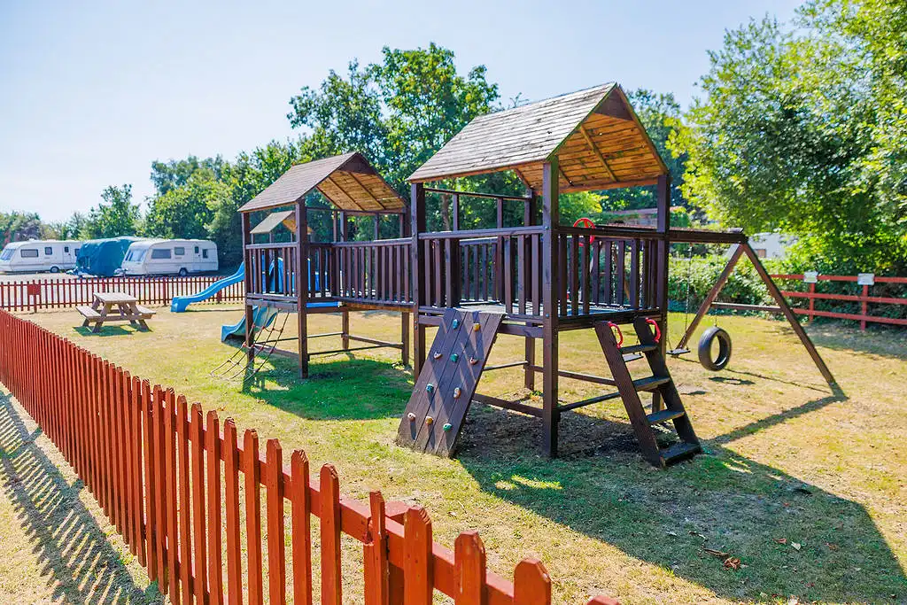 Childrens playground 8